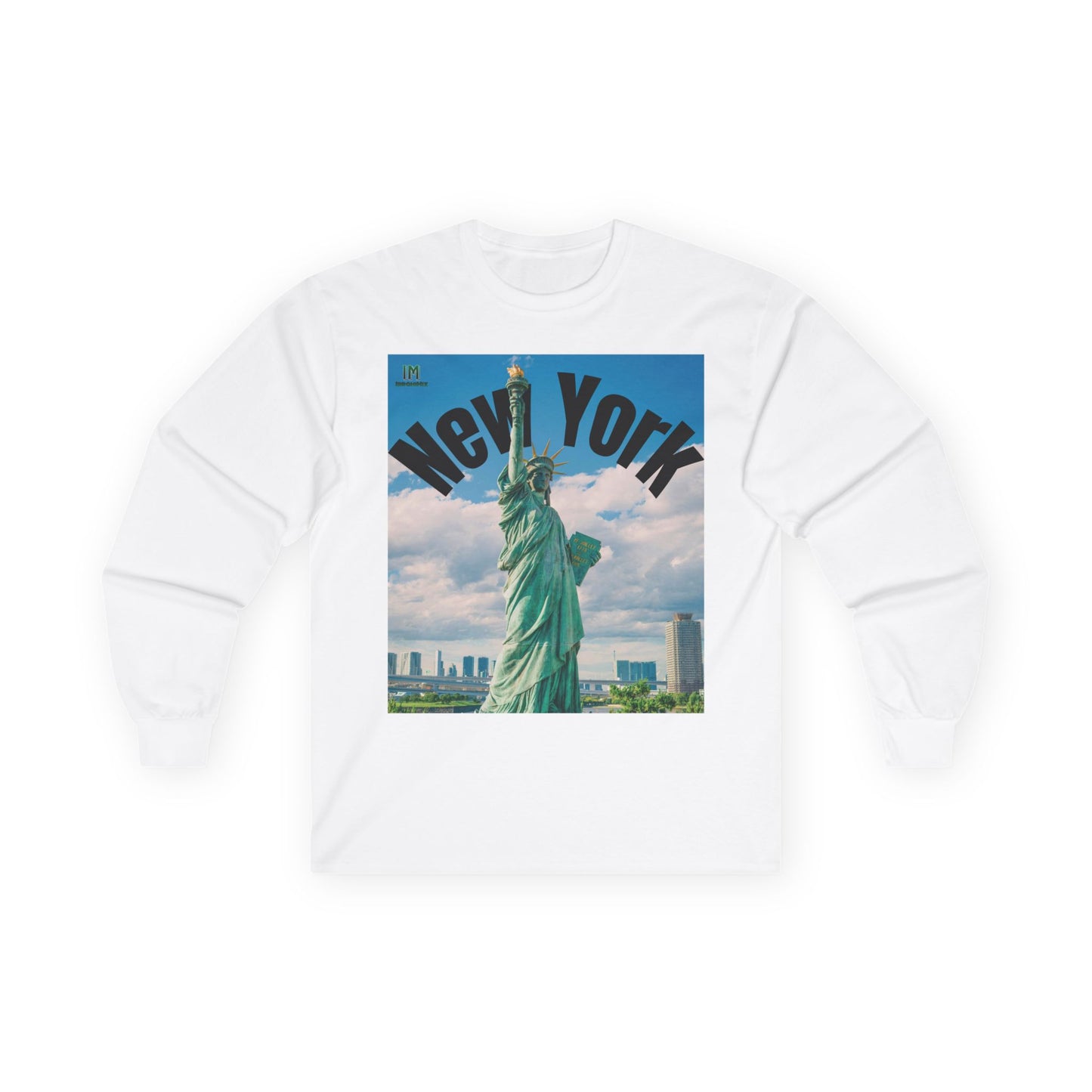 New York Statue of Liberty Long Sleeve Tee, Vintage NYC Shirt, Travel Lover Gift, Urban T-Shirt, Museum Visit Apparel